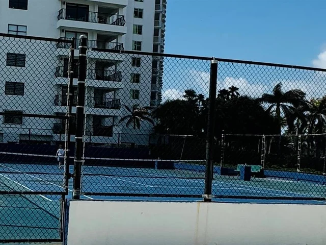 5445 Collins Ave # 1520, Miami Beach FL 33140