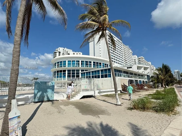 5445 Collins Ave # 1520, Miami Beach FL 33140