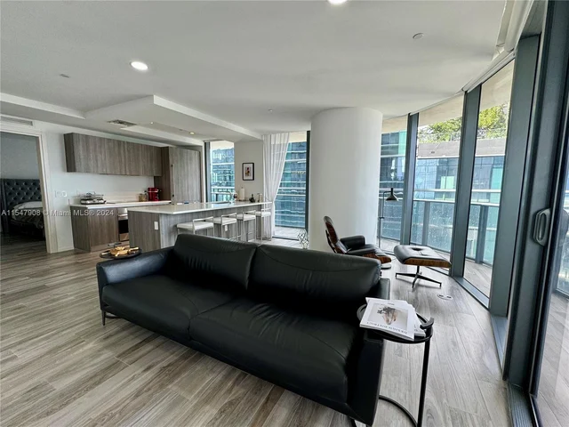 801 S Miami Ave # 4405, Miami FL 33130