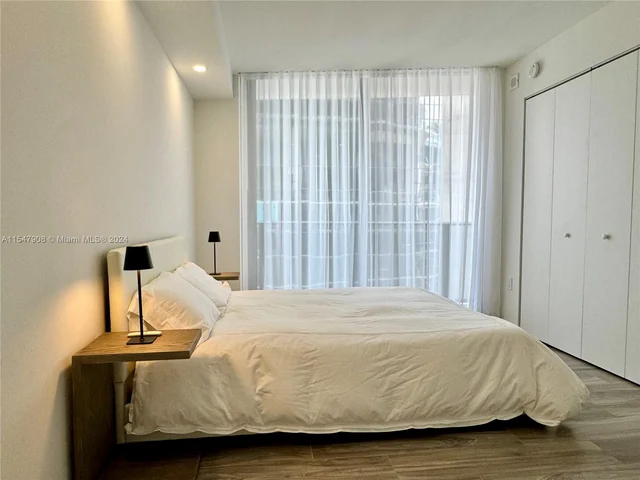 801 S Miami Ave # 4405, Miami FL 33130