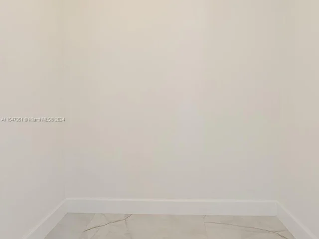 13060 NW 1st St, Plantation FL 33325