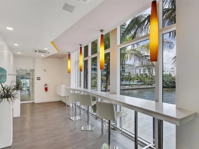 601 NE 27th St # 1108, Miami FL 33137