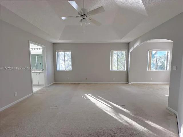 6533 Sandpiper Dr, Coconut Creek FL 33073