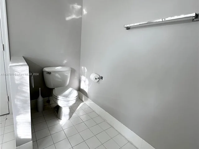 6533 Sandpiper Dr, Coconut Creek FL 33073