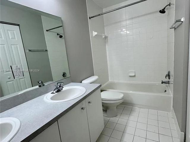 6533 Sandpiper Dr, Coconut Creek FL 33073