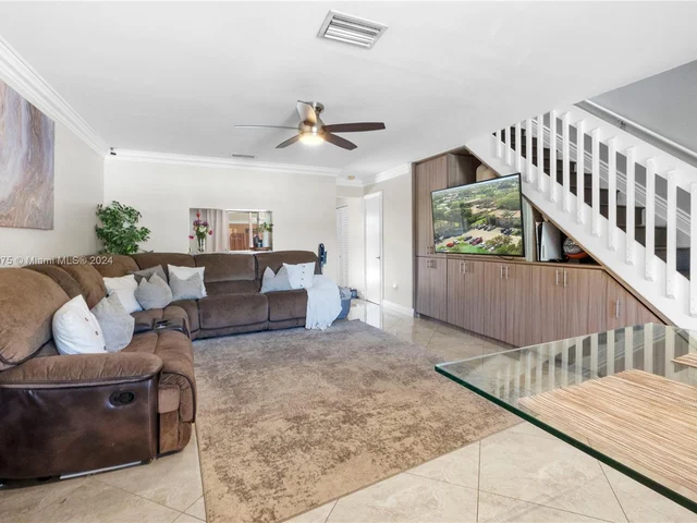 740 NW 105th Ter # 740, Pembroke Pines FL 33026