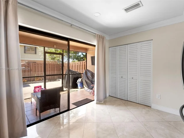 740 NW 105th Ter # 740, Pembroke Pines FL 33026