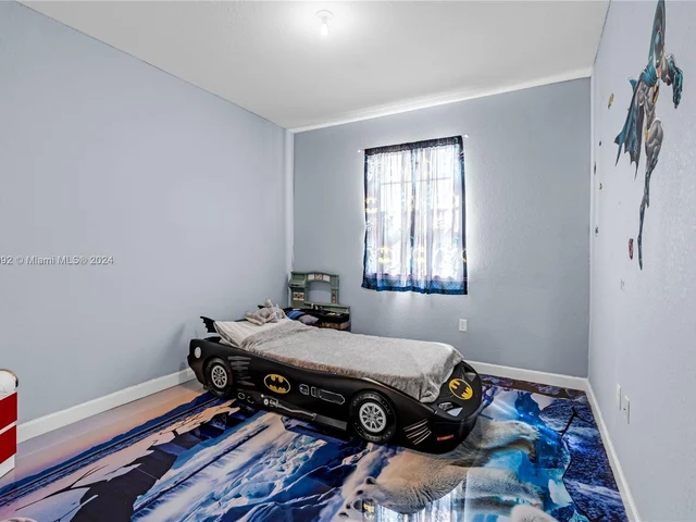 3385 SE 1st St, Homestead FL 33033