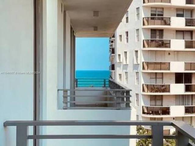 6080 Collins Avenue, Miami Beach FL 33140