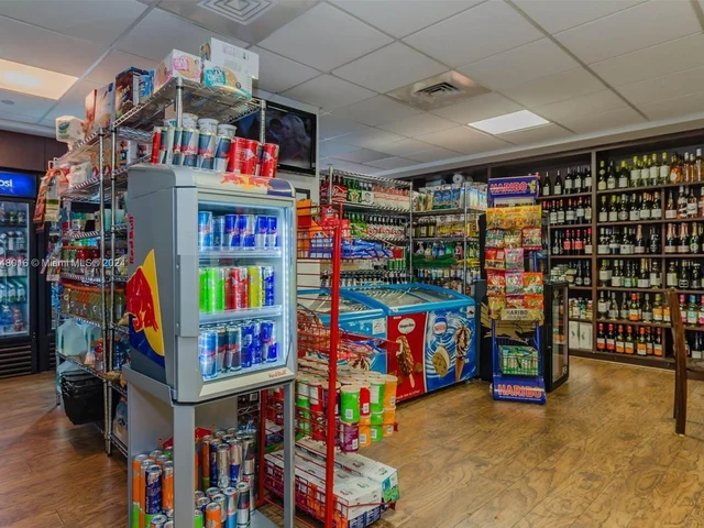 1000 West Ave, Miami Beach FL 33139