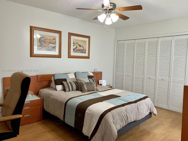 487 NW 98th Ct # 487, Miami FL 33172