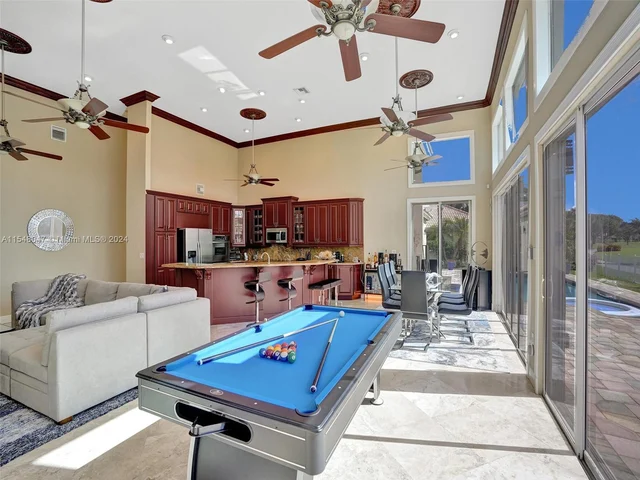 10427 Stonebridge St, Boca Raton FL 33498