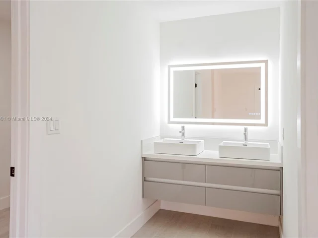 12242 SW 102nd Ter, Miami FL 33186