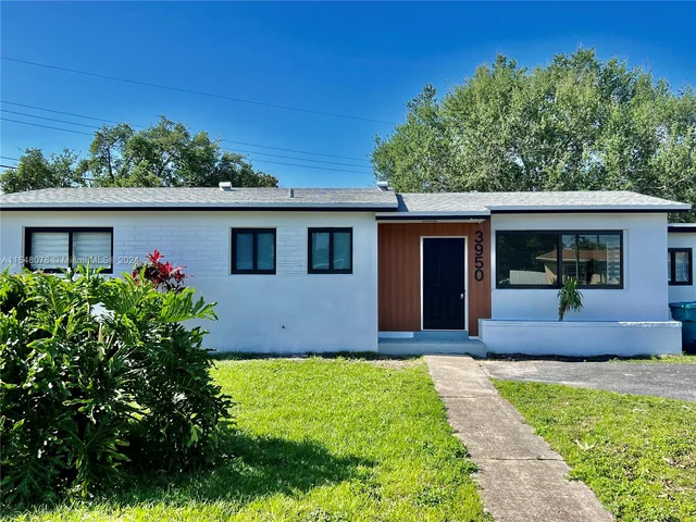 3950 NW 168th Ter, Miami Gardens FL 33055