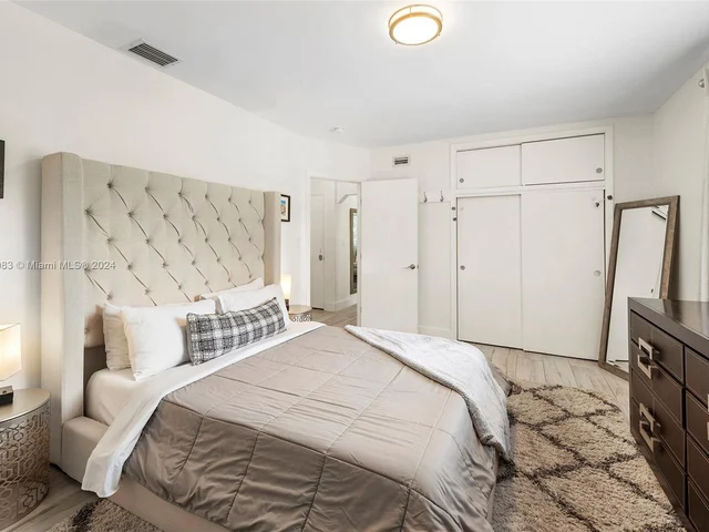 70 NW 47th Ter, Miami FL 33127