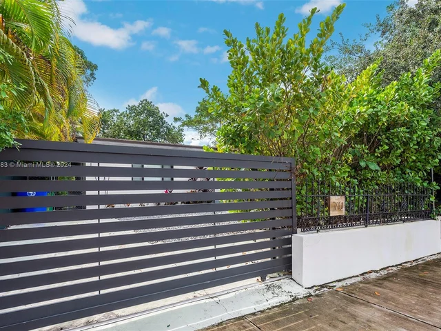 70 NW 47th Ter, Miami FL 33127