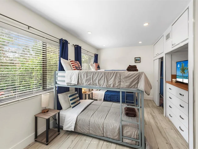 70 NW 47th Ter, Miami FL 33127