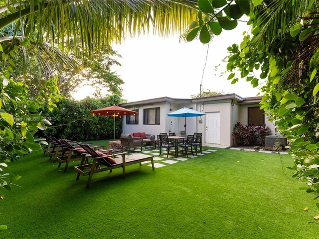 70 NW 47th Ter, Miami FL 33127