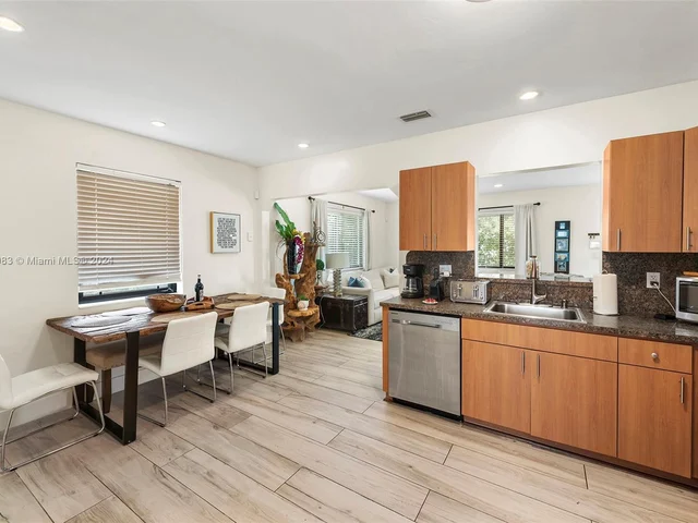 70 NW 47th Ter, Miami FL 33127