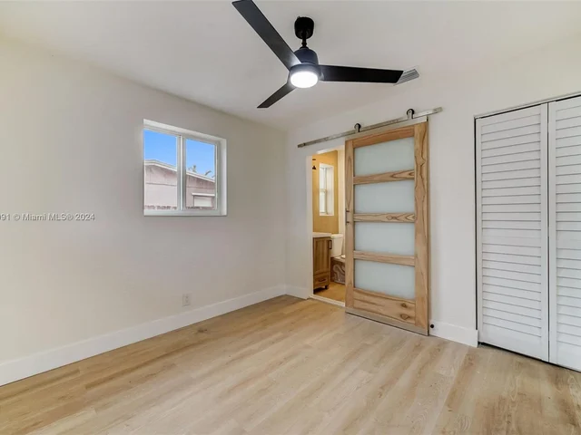 4130 NW 12th Ter, Oakland Park FL 33309