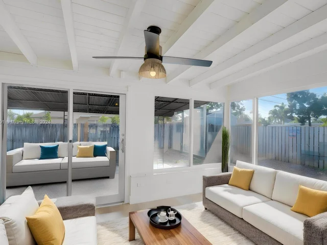 4130 NW 12th Ter, Oakland Park FL 33309