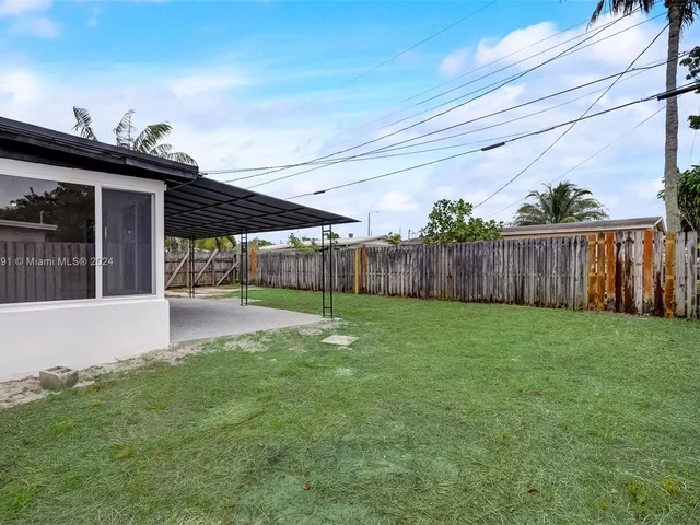 4130 NW 12th Ter, Oakland Park FL 33309