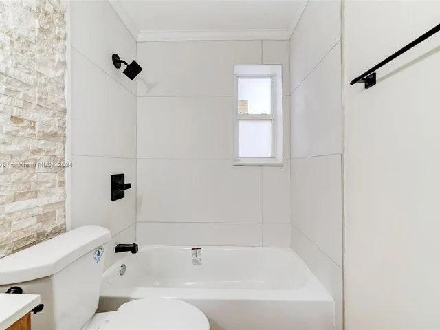 4130 NW 12th Ter, Oakland Park FL 33309