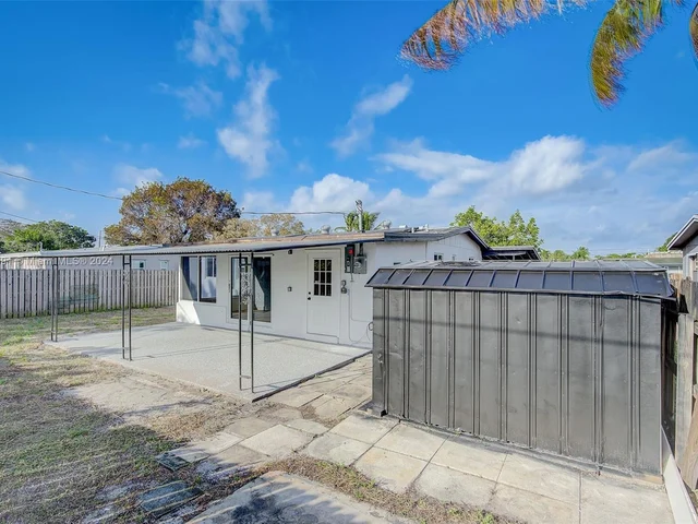 4130 NW 12th Ter, Oakland Park FL 33309