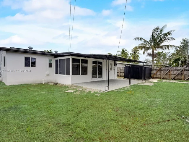 4130 NW 12th Ter, Oakland Park FL 33309