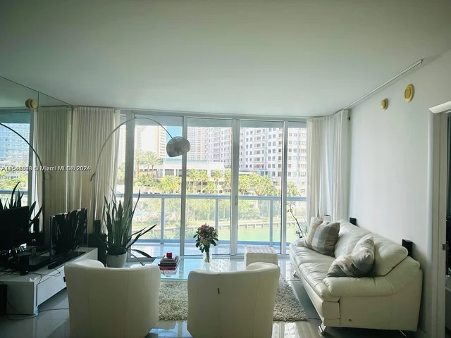 495 Brickell Ave # 520, Miami FL 33131
