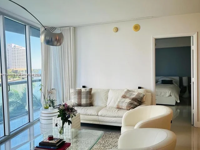 495 Brickell Ave # 520, Miami FL 33131