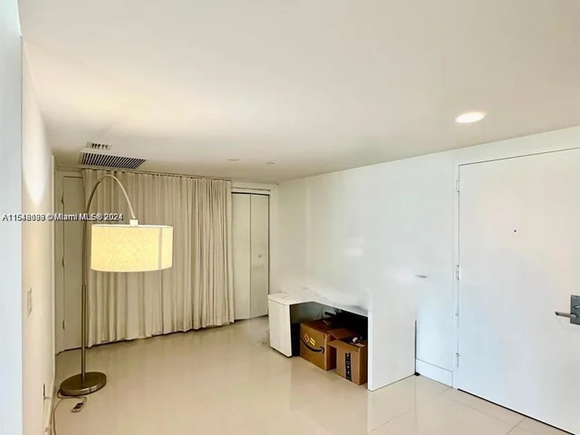 495 Brickell Ave # 520, Miami FL 33131