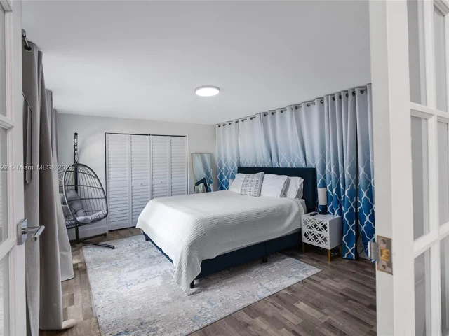 108 SE 11th Ave, Pompano Beach FL 33060