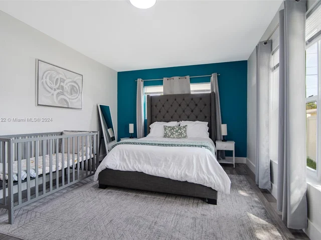 108 SE 11th Ave, Pompano Beach FL 33060