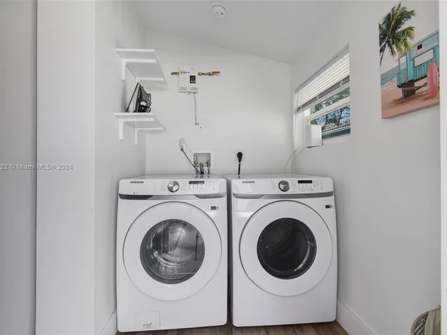 108 SE 11th Ave, Pompano Beach FL 33060