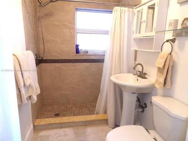 4400 NE 14th Ave # 4400, Pompano Beach FL 33064