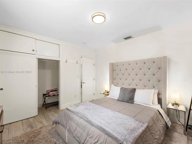 70 NW 47th Ter, Miami FL 33127