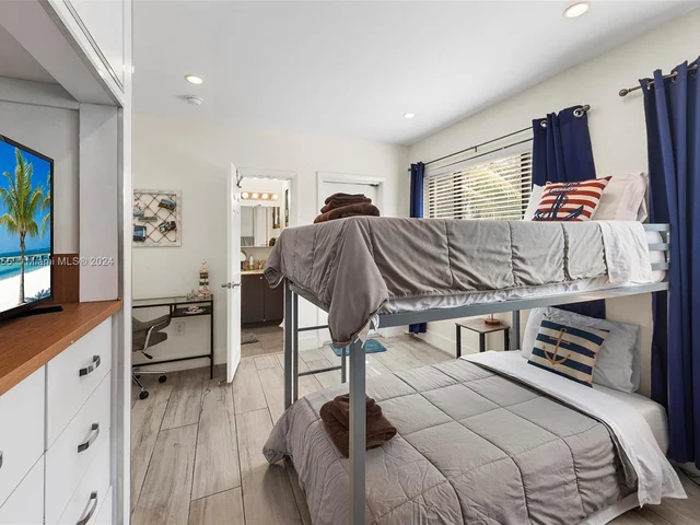 70 NW 47th Ter, Miami FL 33127