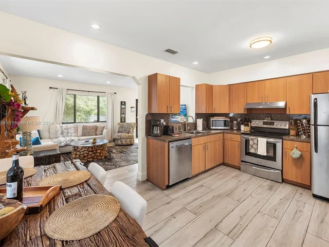 70 NW 47th Ter, Miami FL 33127