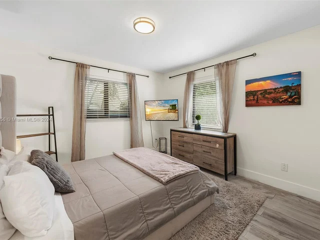 70 NW 47th Ter, Miami FL 33127