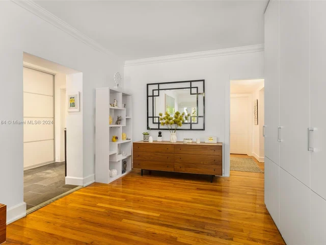 4131 El Prado Blvd, Miami FL 33133