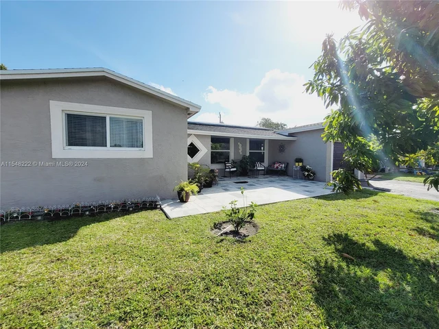 7832 Shalimar St, Miramar FL 33023