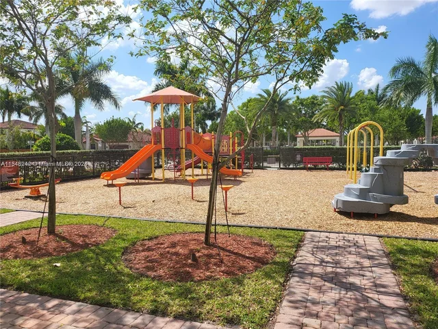 15101 SW 177th Ter, Miami FL 33187