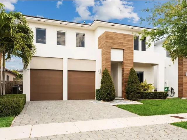 15101 SW 177th Ter, Miami FL 33187