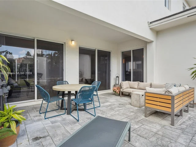 15101 SW 177th Ter, Miami FL 33187