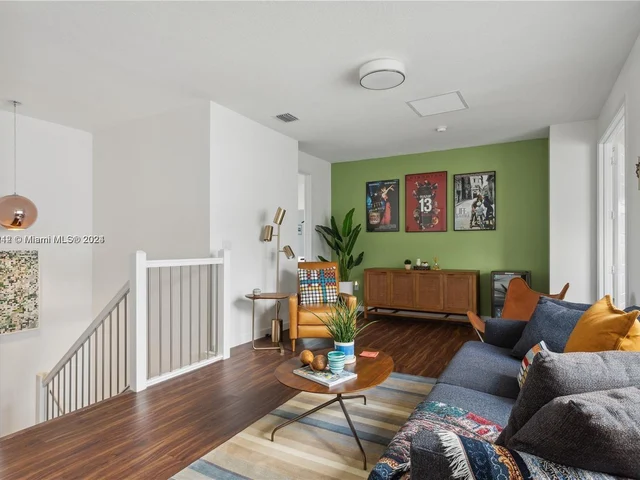 15101 SW 177th Ter, Miami FL 33187