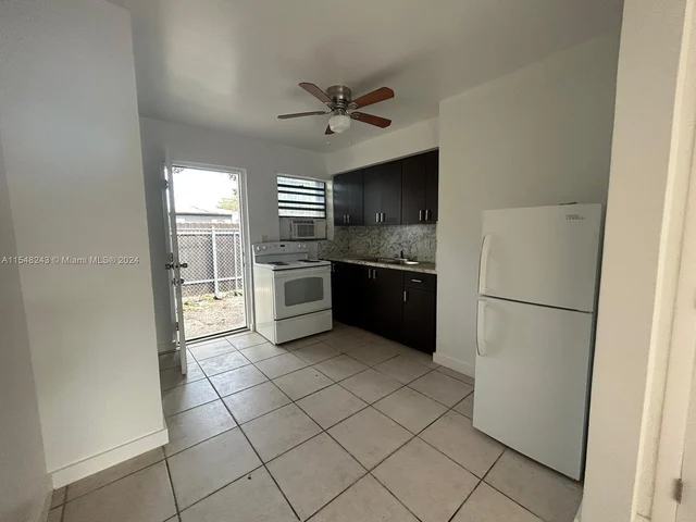 20 NW 71st St # 7, Miami FL 33150