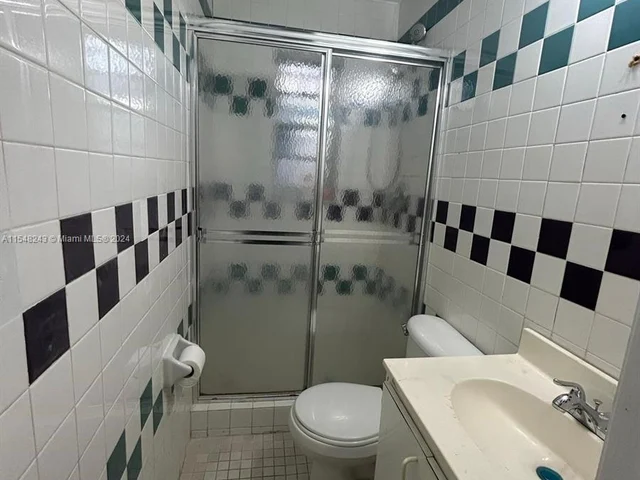 20 NW 71st St # 7, Miami FL 33150