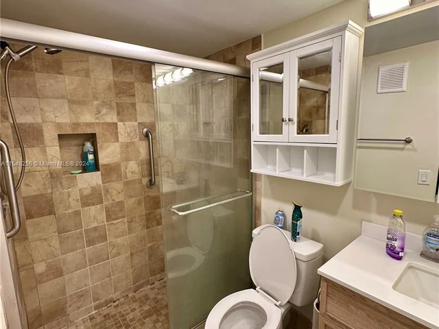 11265 NW 15th Pl, Pembroke Pines FL 33026