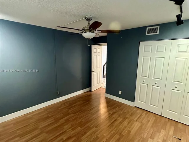 11265 NW 15th Pl, Pembroke Pines FL 33026